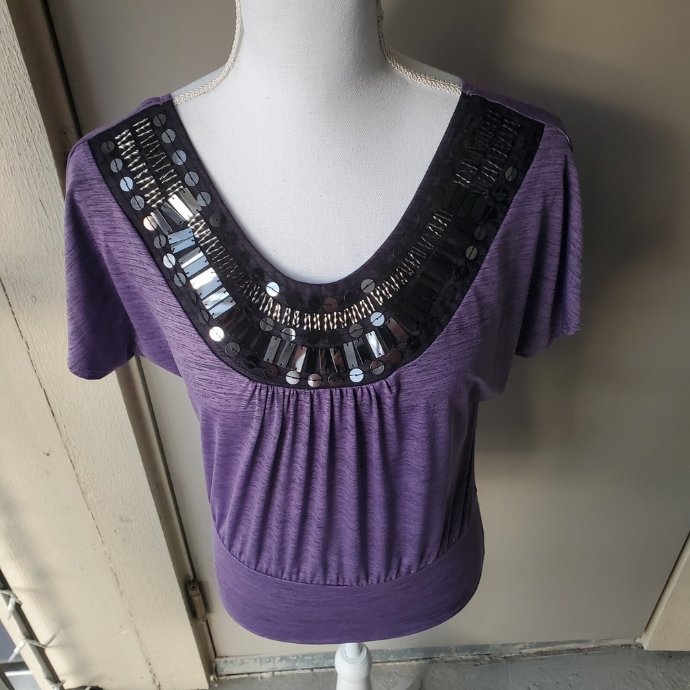 IZ BYER Blouse Womens Extra Small XS Purple Black‎ Sequin Short Sleeve Shirt Top